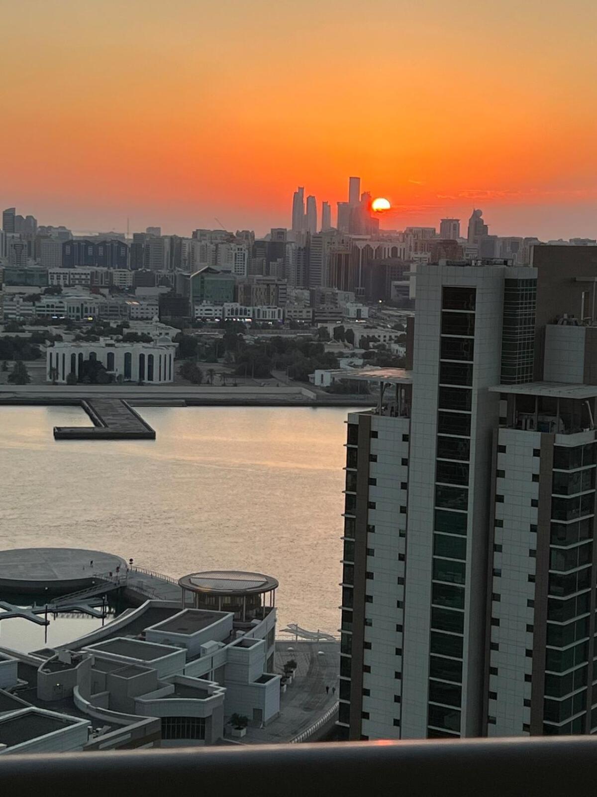 Apartment Reem Island, Unique Furnished One Bedroom With Amazing Seaview Abu Dhabi