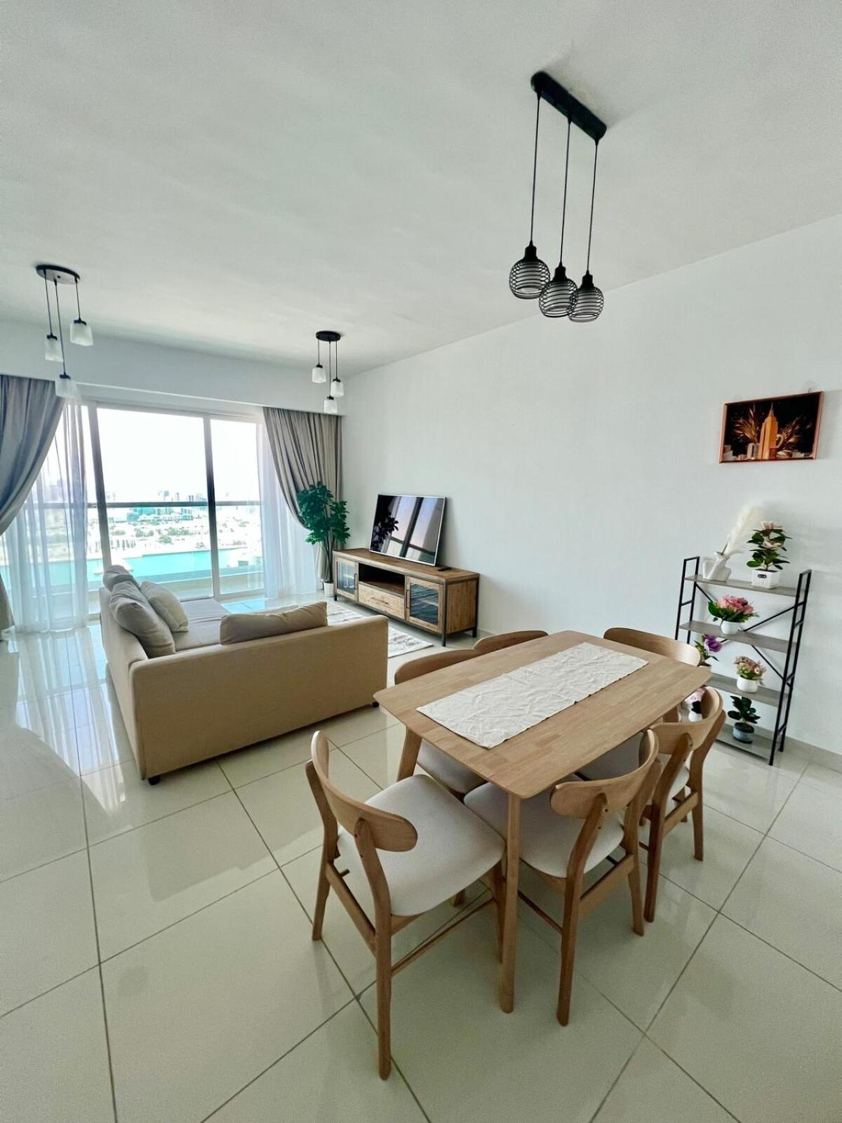Reem Island, Unique Furnished One Bedroom With Amazing Seaview